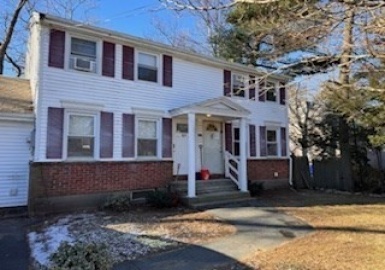 66 Gardner St, Rockland, Massachusetts 02370, 4 Bedrooms Bedrooms, 9 Rooms Rooms,2 BathroomsBathrooms,Residential Income,For Sale,Gardner St,73197597