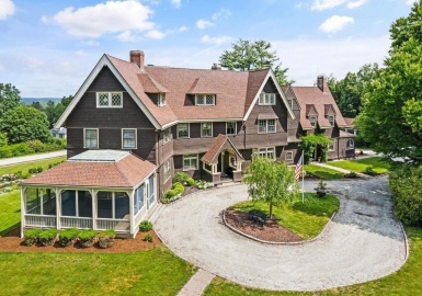 32 Main Street, Westford, Massachusetts 01886, 9 Bedrooms Bedrooms, 15 Rooms Rooms,5 BathroomsBathrooms,Residential,For Sale,Main Street,73220678