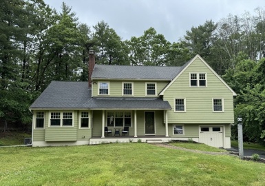 30 Oxbow Rd, Lexington, Massachusetts 02421, 5 Bedrooms Bedrooms, 14 Rooms Rooms,2.5 BathroomsBathrooms,Residential,For Sale,Oxbow Rd,73219472