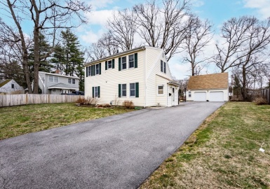 12 Vernon Rd, Natick, Massachusetts 01760, 4 Bedrooms Bedrooms, 7 Rooms Rooms,2 BathroomsBathrooms,Residential,For Sale,Vernon Rd,73219623