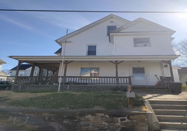 19 Smith Ave, Ware, Massachusetts 01082, 3 Bedrooms Bedrooms, 6 Rooms Rooms,1 BathroomBathrooms,Residential,For Sale,Smith Ave,73222832