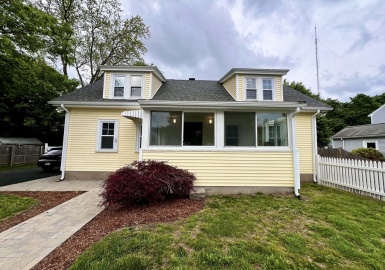 38 River Park St, Needham, Massachusetts 02494, 4 Bedrooms Bedrooms, 8 Rooms Rooms,3 BathroomsBathrooms,Residential,For Sale,River Park St,73214492