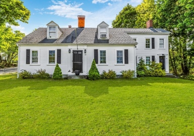 24-26 West St, Hingham, Massachusetts 02043, 6 Bedrooms Bedrooms, 14 Rooms Rooms,3.5 BathroomsBathrooms,Residential Income,For Sale,West St,73228494