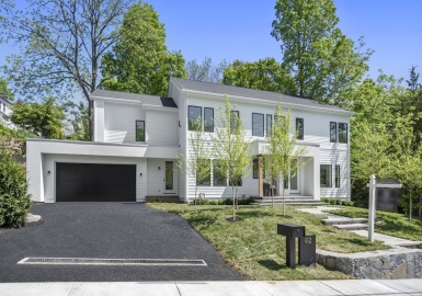 92 Langdon Street, Newton, Massachusetts 02458, 6 Bedrooms Bedrooms, 12 Rooms Rooms,6 BathroomsBathrooms,Residential,For Sale,Langdon Street,73226020