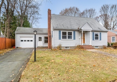 27 Hilda Road, Lynn, Massachusetts 01904, 3 Bedrooms Bedrooms, 6 Rooms Rooms,1.5 BathroomsBathrooms,Residential,For Sale,Hilda Road,73146856