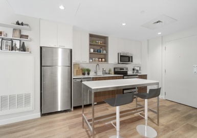 50 Rogers St., Cambridge, Massachusetts 02142, 1 Bedroom Bedrooms, 3 Rooms Rooms,1 BathroomBathrooms,Residential Lease,For Rent,Rogers St.,73212884