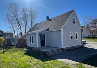 7 Garrison St, Billerica, Massachusetts 01821, 2 Bedrooms Bedrooms, 5 Rooms Rooms,1 BathroomBathrooms,Residential,For Sale,Garrison St,73227344