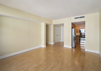 10 Bowdoin St, Boston, Massachusetts 02114, 2 Bedrooms Bedrooms, 4 Rooms Rooms,2 BathroomsBathrooms,Residential Lease,For Rent,Bowdoin St,73208619