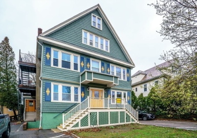 1853 Commonwealth Ave, Boston, Massachusetts 02135, 12 Bedrooms Bedrooms, 25 Rooms Rooms,7 BathroomsBathrooms,Residential Income,For Sale,Commonwealth Ave,73227694