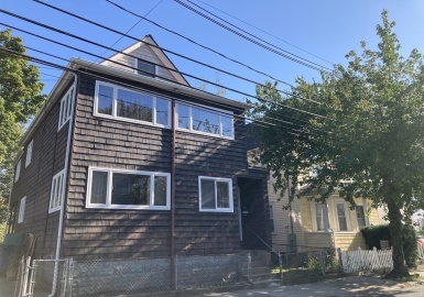 15 Ash Ave, Somerville, Massachusetts 02145, 4 Bedrooms Bedrooms, 10 Rooms Rooms,2 BathroomsBathrooms,Residential Income,For Sale,Ash Ave,73166954