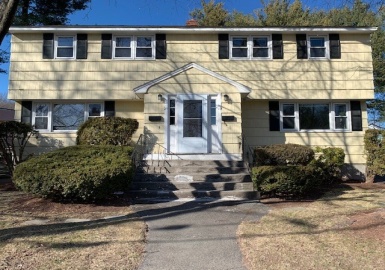 19-21 George Rd, Winchester, Massachusetts 01890, 3 Bedrooms Bedrooms, 6 Rooms Rooms,1.5 BathroomsBathrooms,Residential Lease,For Rent,George Rd,73223790