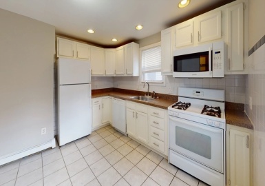 22-24 Kelley Court, Boston, Massachusetts 02135, 2 Bedrooms Bedrooms, 4 Rooms Rooms,1 BathroomBathrooms,Residential Lease,For Rent,Kelley Court,73202636
