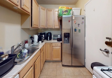 77 Pond Ave, Brookline, Massachusetts 02445, 2 Bedrooms Bedrooms, 5 Rooms Rooms,2 BathroomsBathrooms,Residential Lease,For Rent,Pond Ave,73204112