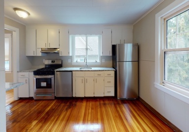 20-22 Upcrest Rd, Boston, Massachusetts 02135, 4 Bedrooms Bedrooms, 5 Rooms Rooms,1 BathroomBathrooms,Residential Lease,For Rent,Upcrest Rd,73199826