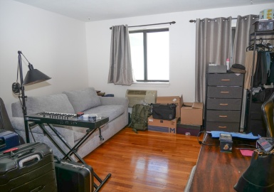 1039 Commonwealth Ave, Boston, Massachusetts 02215, 1 Bedroom Bedrooms, 2 Rooms Rooms,1 BathroomBathrooms,Residential Lease,For Rent,Commonwealth Ave,73213915