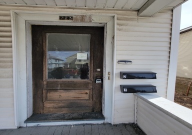 725 Carew St, Springfield, Massachusetts 01104, 3 Bedrooms Bedrooms, 6 Rooms Rooms,1 BathroomBathrooms,Residential Lease,For Rent,Carew St,73218533