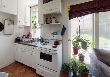 23 Endicott Ave, Revere, Massachusetts 02151, 1 Bedroom Bedrooms, 3 Rooms Rooms,1 BathroomBathrooms,Residential Lease,For Rent,Endicott Ave,73197186