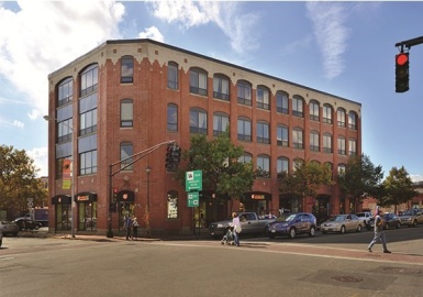 76 Lafayette St, Salem, Massachusetts 01970, 2 Bedrooms Bedrooms, 5 Rooms Rooms,2 BathroomsBathrooms,Residential Lease,For Rent,Lafayette St,73221745