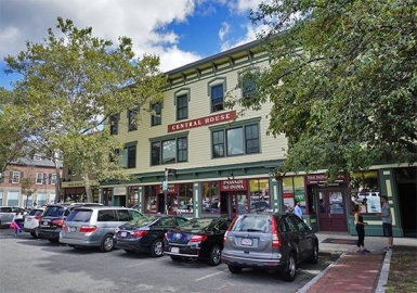 155 Washington St, Salem, Massachusetts 01970, 1 Bedroom Bedrooms, 4 Rooms Rooms,1 BathroomBathrooms,Residential Lease,For Rent,Washington St,73204766