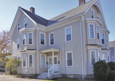 25 Maple St, Waltham, Massachusetts 02453, 1 Bedroom Bedrooms, 4 Rooms Rooms,1 BathroomBathrooms,Residential Lease,For Rent,Maple St,73206015