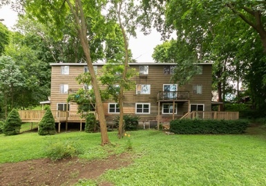 40R Stone St, Beverly, Massachusetts 01915, 2 Bedrooms Bedrooms, 4 Rooms Rooms,1 BathroomBathrooms,Residential Lease,For Rent,Stone St,73224591