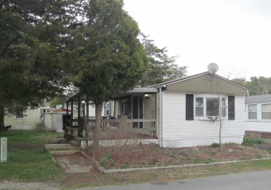 16 Fourth Ave, Bourne, Massachusetts 02559, 2 Bedrooms Bedrooms, 4 Rooms Rooms,1 BathroomBathrooms,Residential Lease,For Rent,Fourth Ave,73224557