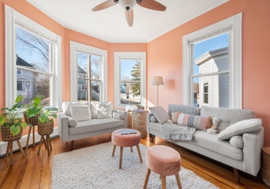 1283 Massachusetts Ave, Arlington, Massachusetts 02476, 3 Bedrooms Bedrooms, 5 Rooms Rooms,1 BathroomBathrooms,Residential Lease,For Rent,Massachusetts Ave,73225440