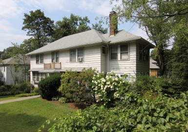 97 Langdon Street, Newton, Massachusetts 02458, 3 Bedrooms Bedrooms, 8 Rooms Rooms,1 BathroomBathrooms,Residential Lease,For Rent,Langdon Street,73225518