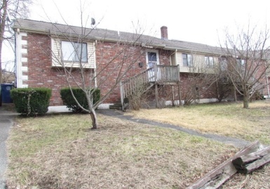 18 Pope St, Salem, Massachusetts 01970, 2 Bedrooms Bedrooms, 6 Rooms Rooms,1 BathroomBathrooms,Residential Lease,For Rent,Pope St,73215369