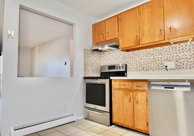 10 Linda Lane, Boston, Massachusetts 02125, 1 Bedroom Bedrooms, 3 Rooms Rooms,1 BathroomBathrooms,Residential Lease,For Rent,Linda Lane,73227081