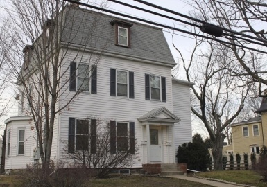 25 Paul, Newton, Massachusetts 02459, 3 Bedrooms Bedrooms, 6 Rooms Rooms,3.5 BathroomsBathrooms,Residential Lease,For Rent,Paul,73229329