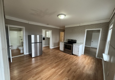 8 Newport St, Worcester, Massachusetts 01605, 4 Bedrooms Bedrooms, 7 Rooms Rooms,1 BathroomBathrooms,Residential Lease,For Rent,Newport St,73229134