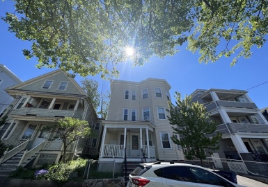 37 Hancock St, Somerville, Massachusetts 02144, 3 Bedrooms Bedrooms, 5 Rooms Rooms,1 BathroomBathrooms,Residential Lease,For Rent,Hancock St,73208146