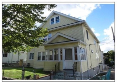 66 Beech Street, Belmont, Massachusetts 02478, 2 Bedrooms Bedrooms, 6 Rooms Rooms,1 BathroomBathrooms,Residential Lease,For Rent,Beech Street,73227492