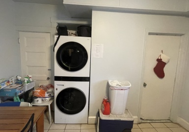 17 Stratton Terr, Waltham, Massachusetts 02453, 5 Bedrooms Bedrooms, 7 Rooms Rooms,2 BathroomsBathrooms,Residential Lease,For Rent,Stratton Terr,73229648