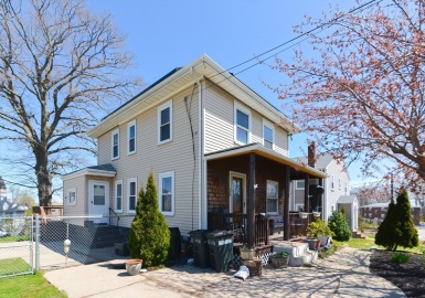 554 Sea St, Quincy, Massachusetts 02169, 3 Bedrooms Bedrooms, 7 Rooms Rooms,2 BathroomsBathrooms,Residential,For Sale,Sea St,73228456