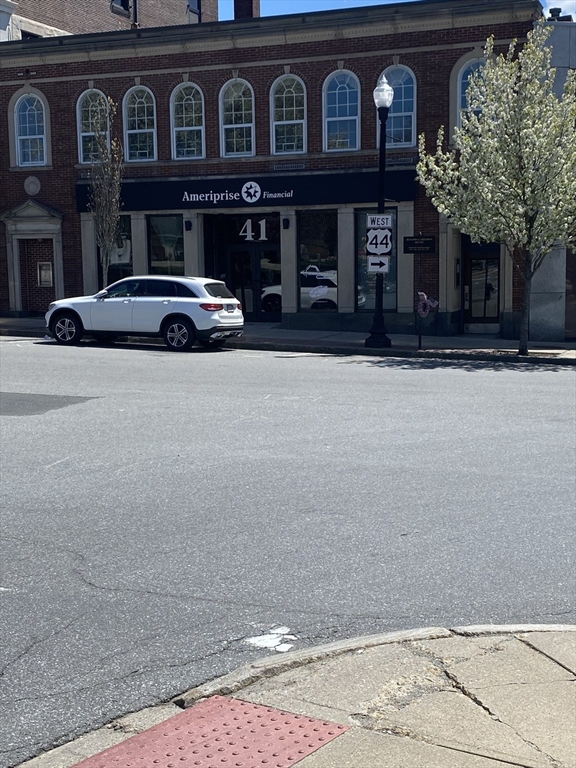 41 Taunton Green, Taunton, Massachusetts 02780