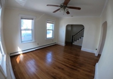 15 Louis, Chelsea, Massachusetts 02150, 4 Bedrooms Bedrooms, 6 Rooms Rooms,1.5 BathroomsBathrooms,Residential Lease,For Rent,Louis,73051335