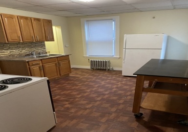 36 Lynde, Malden, Massachusetts 02148, 2 Bedrooms Bedrooms, 4 Rooms Rooms,1 BathroomBathrooms,Residential Lease,For Rent,Lynde,73076290