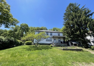 65 Wellington Ave, Lowell, Massachusetts 01852, 6 Bedrooms Bedrooms, 12 Rooms Rooms,2 BathroomsBathrooms,Residential Income,For Sale,Wellington Ave,72988881