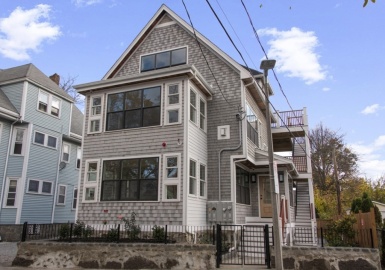 139 Crawford St, Boston, Massachusetts 02121, 6 Bedrooms Bedrooms, 16 Rooms Rooms,5 BathroomsBathrooms,Residential Income,For Sale,Crawford St,73041825