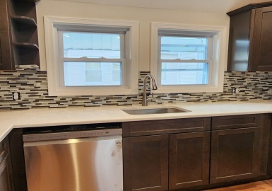 21 Locust, Everett, Massachusetts 02149, 3 Bedrooms Bedrooms, 5 Rooms Rooms,1 BathroomBathrooms,Residential Lease,For Rent,Locust,73066122