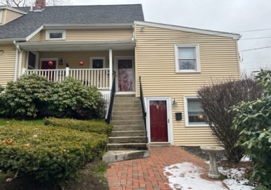 11 Sedgewick, Woburn, Massachusetts 01801, 1 Bedroom Bedrooms, 3 Rooms Rooms,1 BathroomBathrooms,Residential Lease,For Rent,Sedgewick,73065317