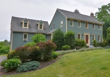 334 Sunnyhill Rd, Lunenburg, Massachusetts 01462, 5 Bedrooms Bedrooms, 10 Rooms Rooms,2.5 BathroomsBathrooms,Residential,For Sale,Sunnyhill Rd,73068814