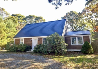 775 Old Barnstable Rd, Falmouth, Massachusetts 02536, 2 Bedrooms Bedrooms, 5 Rooms Rooms,2 BathroomsBathrooms,Residential,For Sale,Old Barnstable Rd,73053630