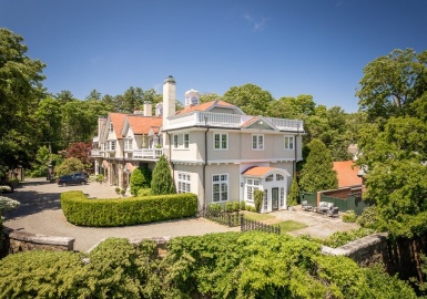11 Thissell St, Beverly, Massachusetts 01965, 3 Bedrooms Bedrooms, 6 Rooms Rooms,3 BathroomsBathrooms,Residential,For Sale,Thissell St,73007531