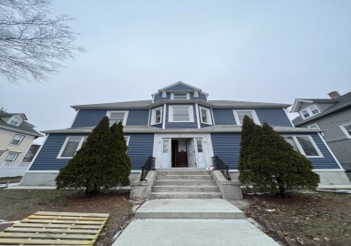81 Maple St, Malden, Massachusetts 02148, 4 Bedrooms Bedrooms, 6 Rooms Rooms,2 BathroomsBathrooms,Residential Lease,For Rent,Maple St,73064394