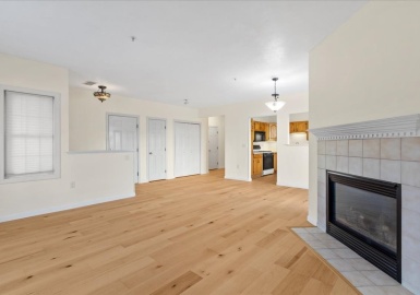 85 Village Dr, Quincy, Massachusetts 02169, 2 Bedrooms Bedrooms, 7 Rooms Rooms,2 BathroomsBathrooms,Residential Lease,For Rent,Village Dr,73065321