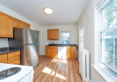 14 B Hartford, Bedford, Massachusetts 01730, 2 Bedrooms Bedrooms, 4 Rooms Rooms,1 BathroomBathrooms,Residential Lease,For Rent,Hartford,73058126