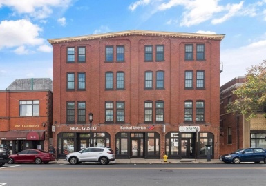 30 High Street, Medford, Massachusetts 02155, 2 Bedrooms Bedrooms, 4 Rooms Rooms,2 BathroomsBathrooms,Residential,For Sale,Mystic Green Condominium,High Street,73048652